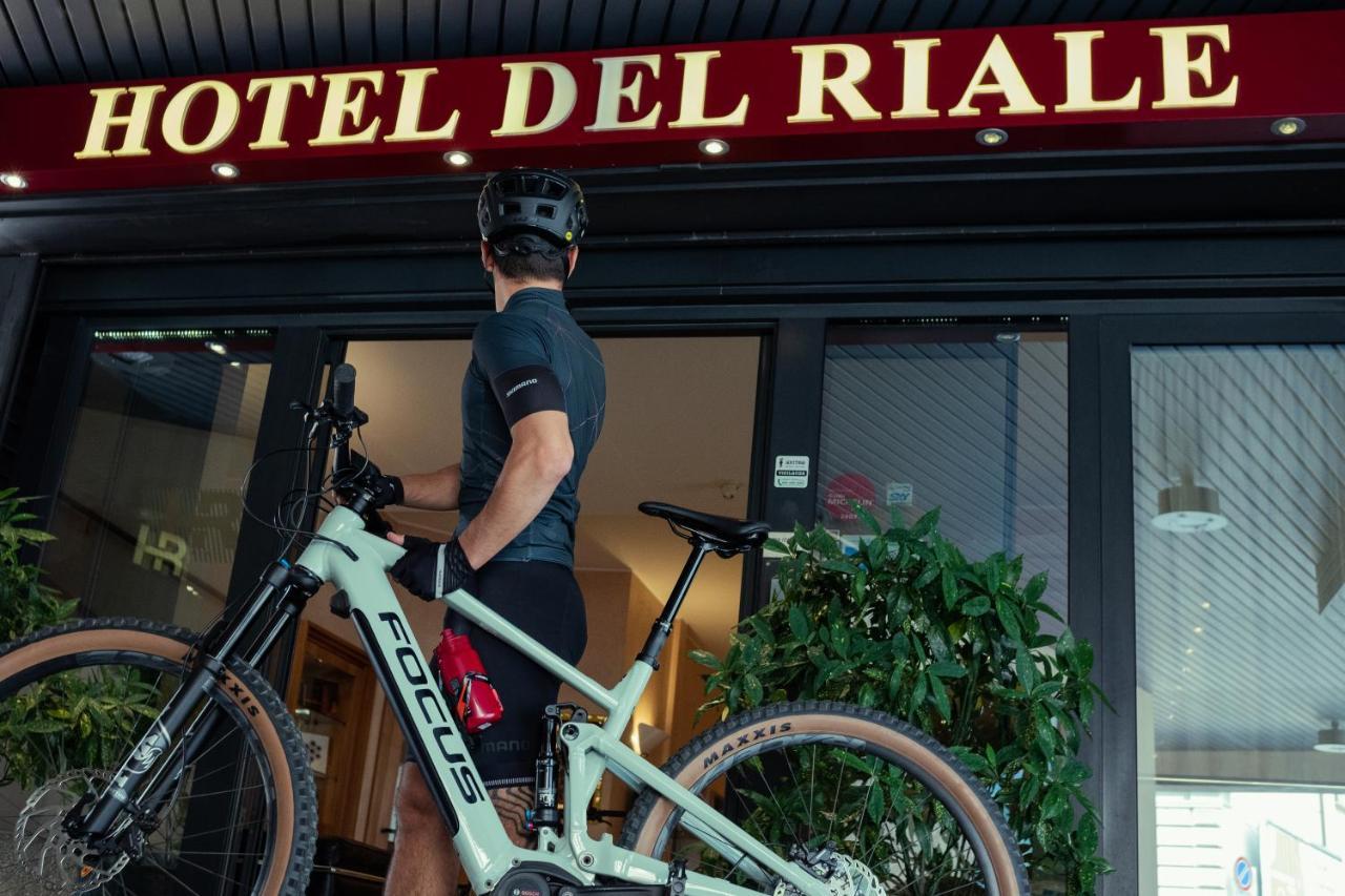 Hotel Del Riale Parabiago Exterior photo
